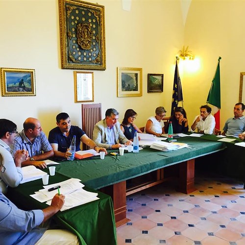 30 novembre Consiglio comunale di Ravello su assestamento bilancio 