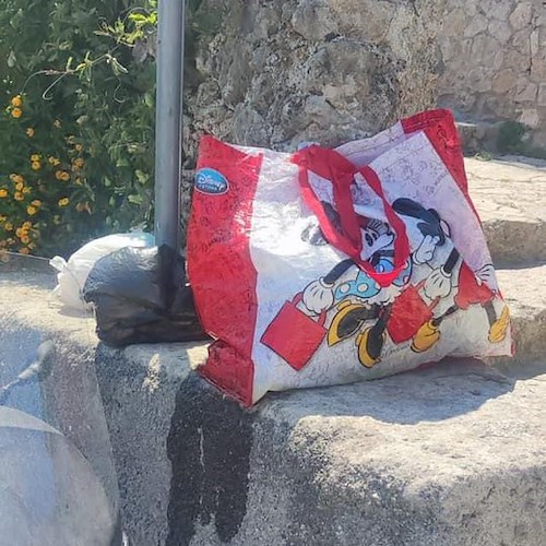 A Ravello parte la campagna "Cafoni Zero"