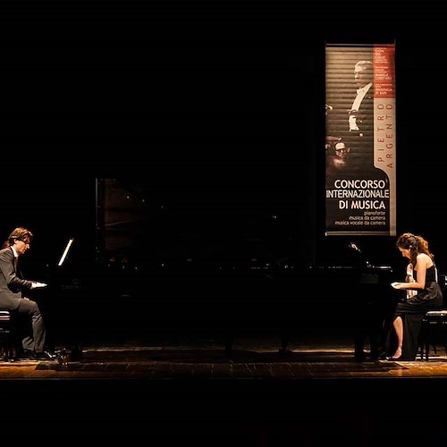  Al Ravello Art Center un concerto per due pianoforti col duo Spina-Benignetti