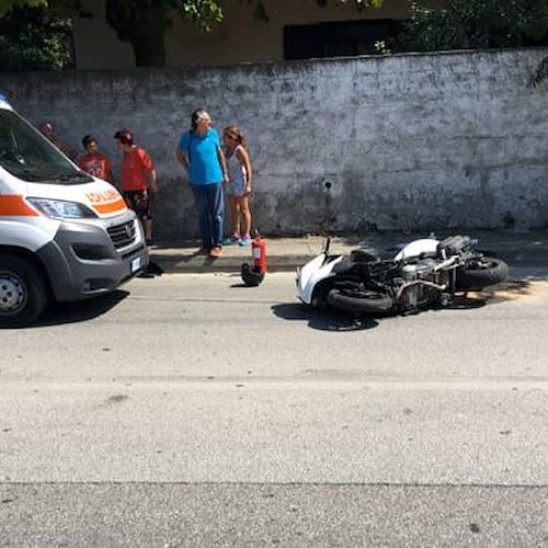 Brutto incidente a Ravello: scooter contro Ape Car, 17enne in ospedale