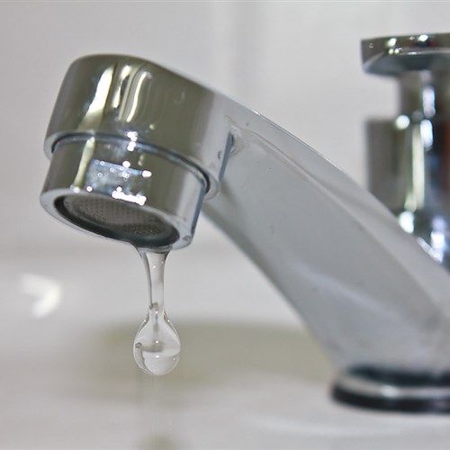 Emergenza idrica a Ravello, Sindaco ordina limitazione consumo acqua. Disagi continuano