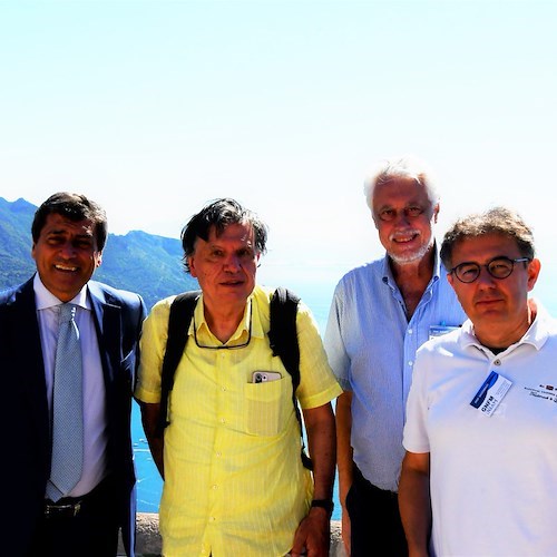 Giorgio Parisi accolto in Villa Rufolo, il Premio Nobel esalta Ravello: «Un posto meraviglioso»