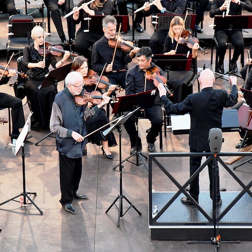 Il "Ravello Festival" non dimentica il popolo ucraino, l'emozionante dedica del violinista Gidon Kremer 