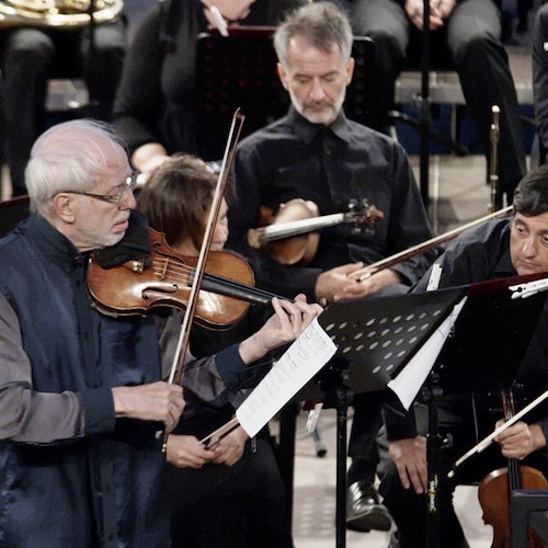 Il "Ravello Festival" non dimentica il popolo ucraino, l'emozionante dedica del violinista Gidon Kremer 