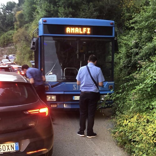 Incidente a Ravello, scooter contro bus Sita. 34enne in ospedale [FOTO]