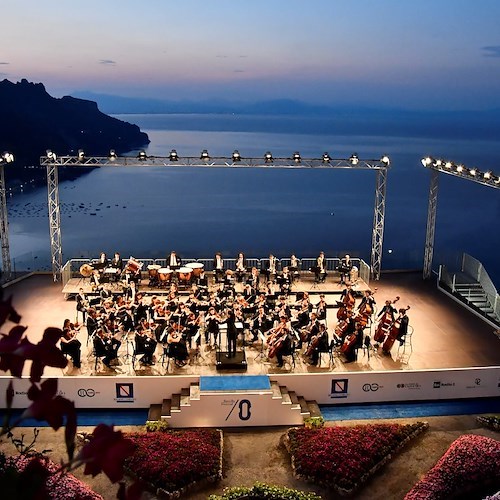 L’alba in musica di Ravello, emozioni e magia di un concerto diventato rito /FOTO e VIDEO