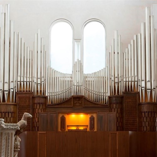 Ravello celebra l'Organo Monumentale del Duomo con un libro e un concerto di Daniel Roth