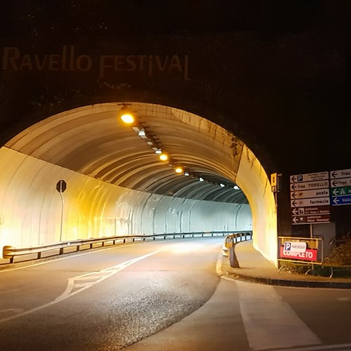 Ravello, ecco la nuova illuminazione per il tunnel grande [FOTO]