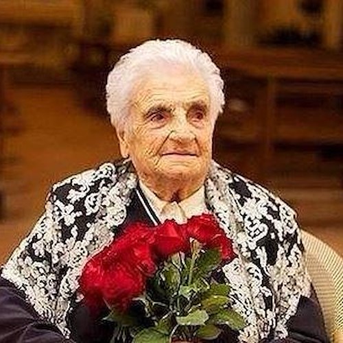 Ravello festeggia i 105 anni di nonna Nunziatina, la donna più longeva della Costiera Amalfitana