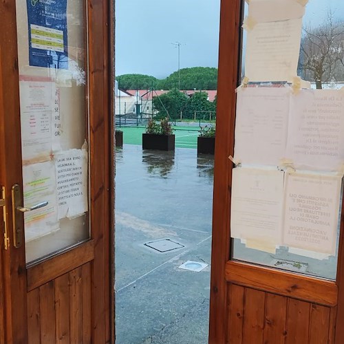 Ravello, locali adibiti a studio medico versano in condizioni fatiscenti /FOTO