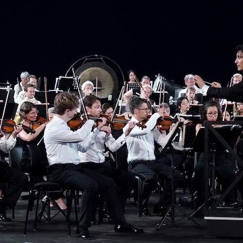 Alain Altinoglu dirige la Frankfurt Radio Symphony a Ravello<br />&copy; Kidea - R. Caramiello